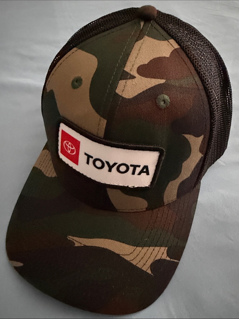 Toyota Camo Trucker Hat - Men's Camouflage Baseball Cap